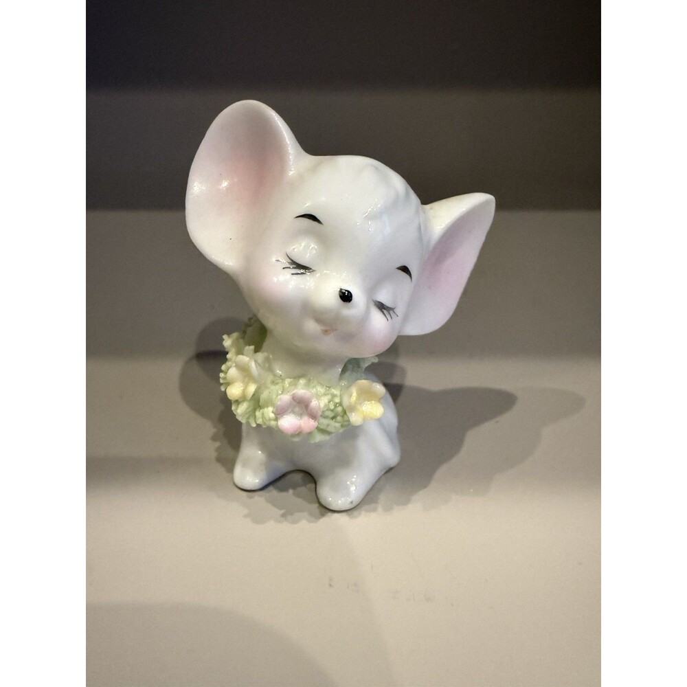 Sweet Vintage Napco Mouse with Flowers 2”
